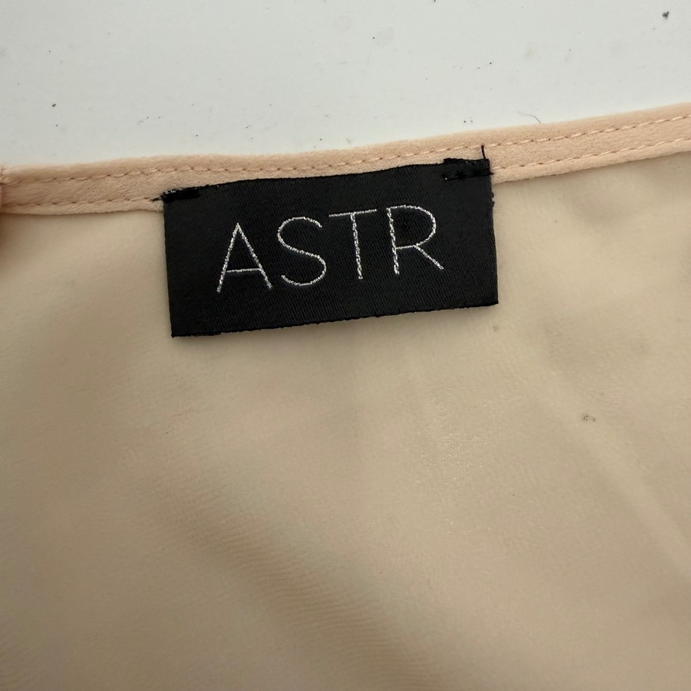 ASTR the Label Peach Lace Panel Maxi Dress Sleeveless V-Back‎ size XS - Picture 5 of 7